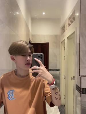 A post by @bii140599 on TikTok caption: 😮‍💨#fypシ #🏳️‍🌈 