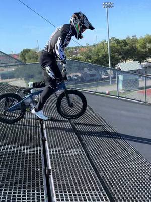 A post by @kamrenlarsen on TikTok caption: Watch the Gate #bmxracing #bmx #bmx 