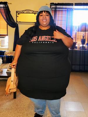 A post by @basicallymiriam on TikTok caption: just a lil ootd #OOTD #sheincurveplus   #universalstandard #plussizefashion 