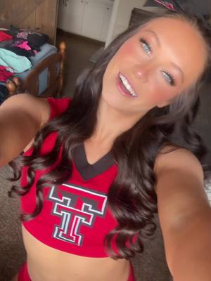 A post by @macyyweekss on TikTok caption: Another game day draftttt ;)