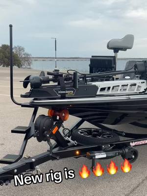 A post by @jasonconnfishing on TikTok caption: The new Phoenix is unreal !! #phoenixboats #foryoupage  #showyouoff  #guidelife 