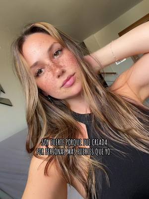 A post by @srtabarcelona on TikTok caption: Nuevo look💇🏼‍♀️