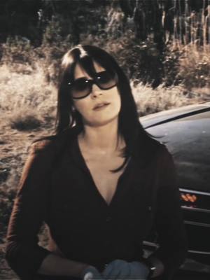 A post by @jareavslove on TikTok caption: i fear season 5 was her gayest season #emilyprentiss #emilyprentissedit #criminalminds #criminalmindsedit #xyzbca #foryou sc bausps