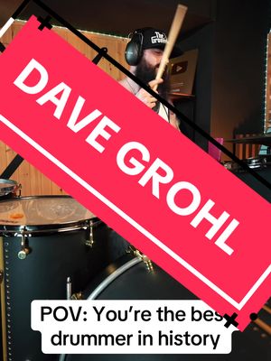 A post by @elestepariosiberiano on TikTok caption: All Glory to DAVE GROHL forever! #epic #fypシ #drums #fyp 