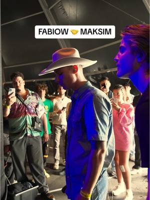 A post by @maksim.stjc on TikTok caption: Laatste show van de zomer, thanks @Crammerock 🩵 #Festival #Fabiow #LiveMusic #Dagdromer @FabioW 