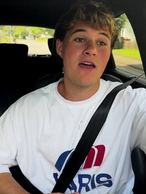 A post by @kattinho_ on TikTok caption: JUMP DANCE MOVE BOUNCE #carpool #carpoolkaraoke #christopher_kattenborn 