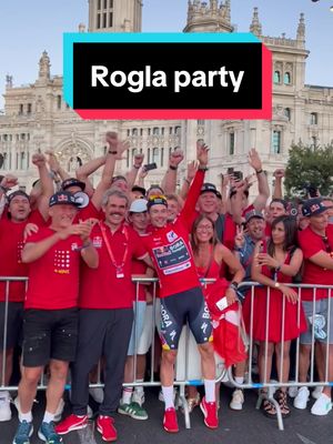 A post by @redbullborahansgrohe on TikTok caption: Party time ❤️ #lavuelta #vuelta #cycling #ciclismo #roglic #rogla #deportesentiktok #sportsontiktok