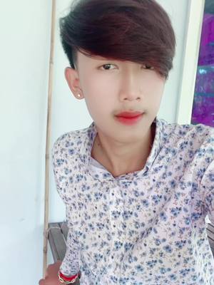 A post by @userg8jx10b3n6 on TikTok caption: #នឹកអ្នកមើលណាស់😘🤘 #fypシ゚viral 