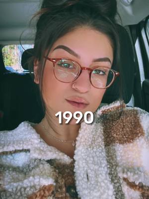 A post by @soy_mrz on TikTok caption: #1990 #FYP 