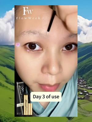 A post by @trxuanxuan on TikTok caption: This eyelash growth serum is really good and the effect is obvious.#flowweek #eyelash #goodstuff #cosmetic 