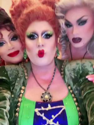 A post by @thetinaburner on TikTok caption: We’re Bbbbaaaaaccccckkkk @Scarlet Envy @Alexis Michelle @Khloé Kardashian @Kim Kardashian @Kourtney Kardashian Barker  www.witchperfect.com#tinaburner #scarletenvy #alexismichelle #rupaulsdragrace #rpdr #hocuspocus #drag #halloween #spookyseason #livesinging #kardashians #bettemidler #sarahjessicaparker #kathynajimy 