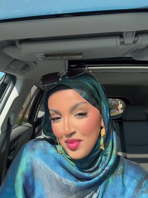 A post by @itssara_202 on TikTok caption: 💙#somaligirls #fypシ゚viral #vibe #somali 