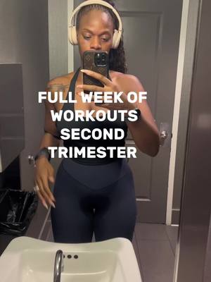 A post by @finefitfitness_ on TikTok caption: #fullweek #workouts 