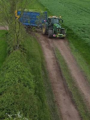 A post by @cars_dreams68 on TikTok caption: #jd #passiondeere #johndeere #agri #sabiche #