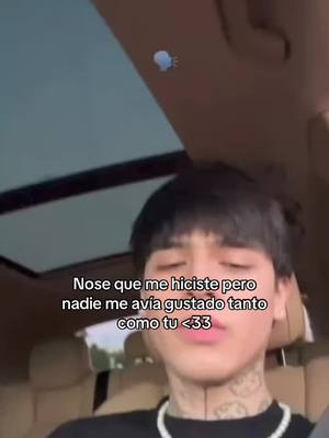 A post by @chxndzrvlqz on TikTok caption: <33 #frases #etiqueten #maxvalenzuela01 #nova #fyp #parati #tiktok #strangehuman 