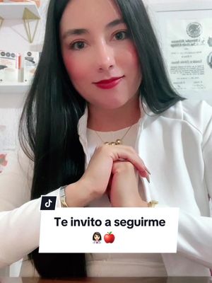 A post by @nutriologa.rosycacho on TikTok caption: Te invito a seguirme 👩🏻‍⚕️🍎 #nutriologa #bajardepeso #habitosaludables #fyp 