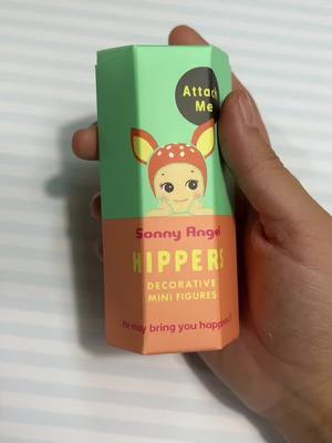 A post by @papelix_papelaria on TikTok caption: Unboxing Sonny Angel 😍 Compra ja o teu em www.papelix.pt  #sonnyangel #unboxingsonnyangels #papelix #unboxing 