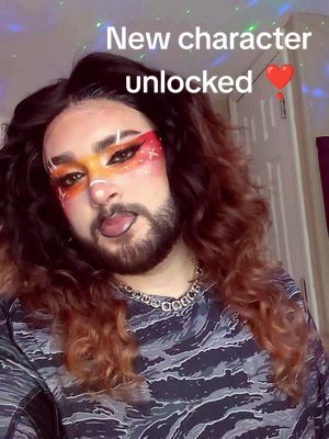 A post by @nicky_mua99 on TikTok caption: I can see why this trend eats 😜  #viral #fyp #trending #baddie #eyemakeup #makeup #tiktok 