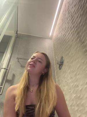 A post by @sarahcisola on TikTok caption: SHOWER ACOUSTICS>>>> #waitress #singing #shower #acoustic #showerthoughts #cover #broadway #theatre #voice #soprano #folk #country #waitressmusical #nyc #happy #enjoy #yay #fyp #foryou #foryoupage 