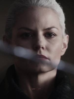 A post by @parrillamfx on TikTok caption: it's been a while 🫠 scp: swanscpacks  tags: #emmaswan #emmaswanedit #ouatedit #reginamillsedit #swanqueen #swanqueenedit #evilqueen #evilqueenedit #jennifermorrison #jmo #jmoedit #evilregals 