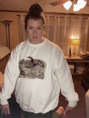 A post by @lexi_07_ on TikTok caption: Loooooving this sweatshirt!!!😍🦆 #duck #hunting #cute #womensfashion #womensclothes #plussize #cuteandcomfy #fall #fallfashion #winter #winterfashion #winterfit #fallfit #sweatshirt #comfy #tiktok #TikTokShop #viral #trending #fyp #fy #foryou #foryoupage 