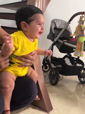 A post by @julyblancop on TikTok caption: Tengo un hijo muy activo 😍🫠😂