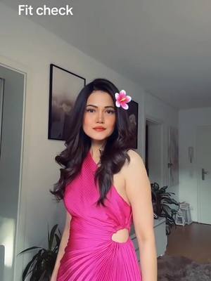 A post by @0hhhh_ana on TikTok caption: love this dress ❤️ #onthisday #fitcheck #OOTD #filipinagirl #filipinaingermany 