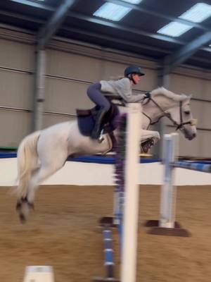 A post by @maisieallsop_sj on TikTok caption: Vaughann on springs ✨😮‍💨 HOYS prep well underway now 🤍💫 • • #vaughanndevuzit #showjumping #ponyshowjumper #showjumper #devoucoux #devoucouxsaddle #britishshowjumping #fyp #foryoupage #showjumpersoftiktok #148pony #showjumpingpony #britishshowjumper 