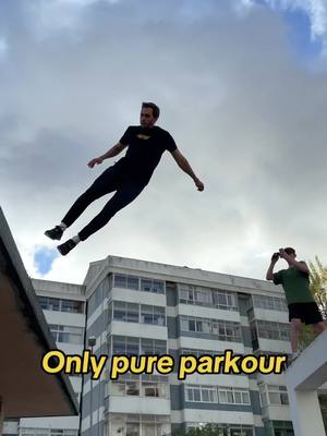 A post by @val_fian7 on TikTok caption: Feeling of freedom 🕊️ #parkour #cinematic #beautiful #jumps #freedom #movement #enjoy #edit #fyp #pourtoi 