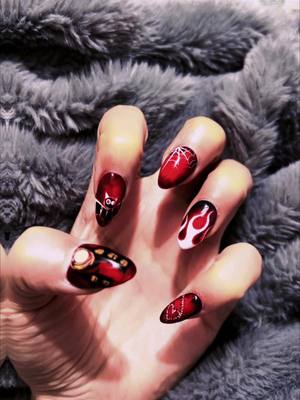 A post by @_alice5588 on TikTok caption: Halloween nail art