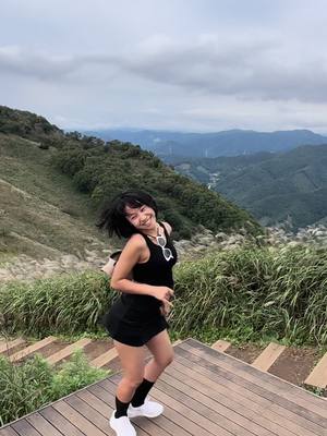 A post by @marysengmunmai1 on TikTok caption: Dance with nature 🥰@Marysengmummai #marysengmunmai #foryou #foryoupage #kachingirl #myanmar 