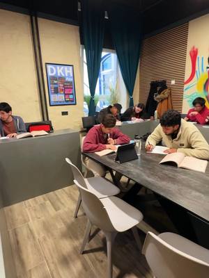 A post by @dkh_sprachschule on TikTok caption: 🇩🇪 Deutsch lernen in Hannover. ✅ DKH Institut 