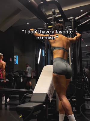 A post by @sportsyogaball on TikTok caption: #greenscreenvideo Or maybe i do🤭#fyp #fy #backworkout #FitTok #Fitness #fitnesstips #GymTok #gym #gymrat #training #girlssupportgirls #girlswholift #girls #workout #motivation 