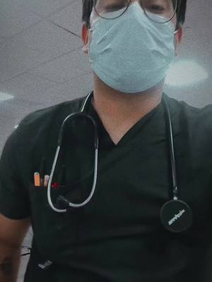 A post by @eldocperez2 on TikTok caption: un lokeron  #GamerEnTikTok #docperez #estudiantedemedicina #studymed #medicina #doctor #eldocperez 