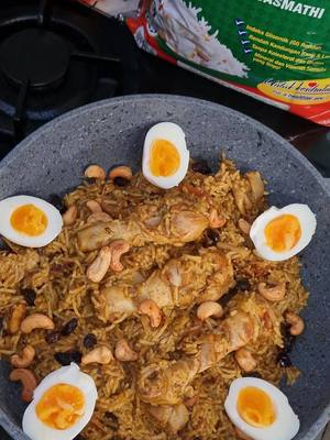 A post by @ananthancharan on TikTok caption: Chicken Biryani | Deepavali 2024. In Collaboration With @JasmineFoodMY  #JasmineFoodMy #LebihSempurnaDenganJasmine #deepavali2024 #chickenbiryani #biryani 