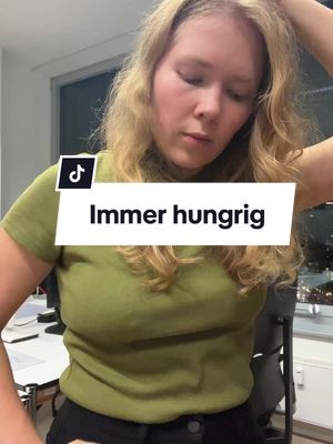 A post by @julideutscha on TikTok caption: Was machst du, wenn es kälter wird?