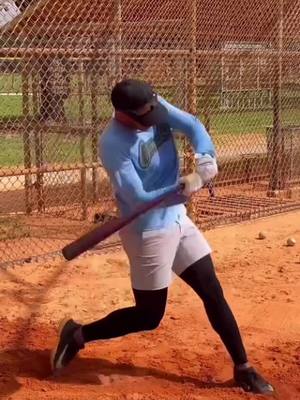 A post by @thebaseballfundamentals on TikTok caption: 🇩🇴coach andres. Michas veces hay darce ánimo uno mismo porque hay sacrificio que muchos no lo entienden . #parati #fyp #baseball #perceverancia #dedication #amor #amor #