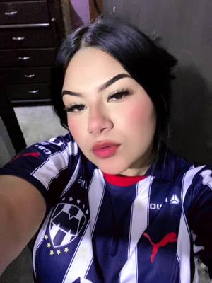 A post by @yamilethrivera1305 on TikTok caption: #fyp #parati #monterrey #rayados 💙🤍🤭