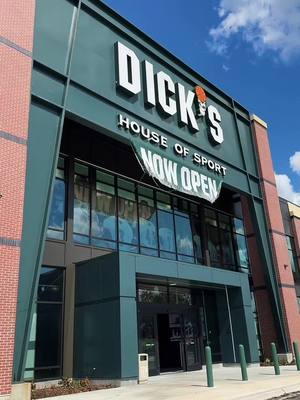 A post by @haylee_bellina on TikTok caption: NEW Dick’s House of Sports Grand Opening at Tampa’s International Plaza 🏈🏀 #dicks #tampa #tampabay #sportlover #nike #adidas #florida #athlete #athleticwear #tampaflorida #influencer #sportstiktok @DICKS Sporting Goods 