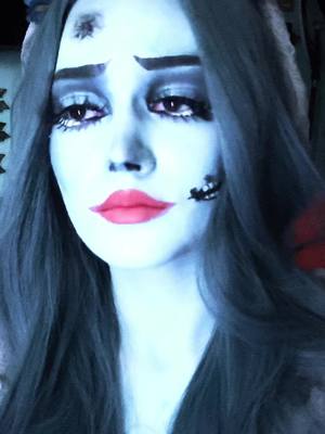 A post by @martynapalupska on TikTok caption: I love you Victor.. #corpsebride #halloween 