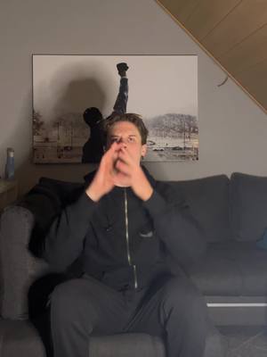 A post by @nic_traut on TikTok caption: Es ist nie zu spät,etwas zu ändern. Ich helfe dir. Schreib mich an 