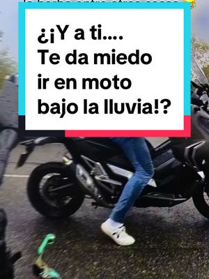 A post by @motomami_z800 on TikTok caption: Es peligroso ir en moto con lluvia?! Si….pero si vas con mil ojos y con cuidado se disfruta muchísimo. Ser moter@ es maravilloso 🥰 #parati #motomami #motera #kawasaki #lluvia #madrid #felicidad #fyp #sufletepe2roti 