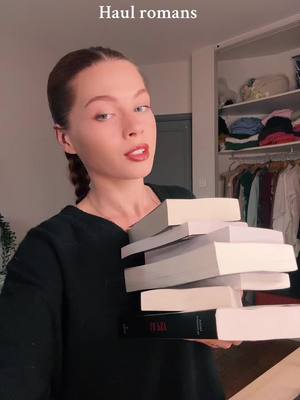 A post by @we.are.olympe on TikTok caption: Le livre sur les lieux maudits mon chouchou #BookTok #booktokfrance 