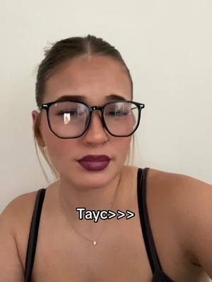 A post by @ma.e.vakz on TikTok caption: #tayc#foryoupage #pourtoii 