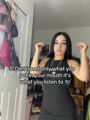 A post by @pyt.elissaaa on TikTok caption: #fypシ #foryoupage❤️❤️ #selflove #selfcaretiktok 