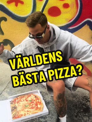 A post by @robinjohanson on TikTok caption: Bättre än kebabpizza? 🤔 