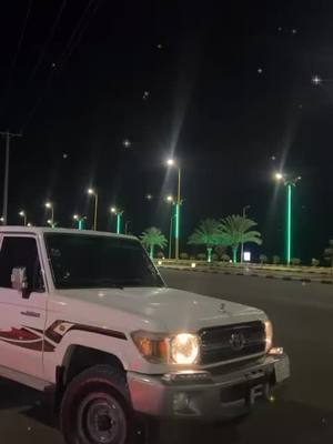 A post by @5c9z on TikTok caption: #CapCut #dedosenloscirculos #الشتاء #ربع #القريات 