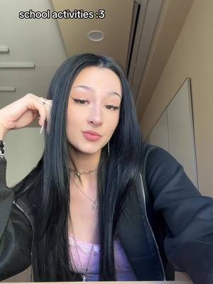 A post by @shivanixwiw on TikTok caption: nudim sa uz tu #fyp #foryou #xyzbca #fypシ゚ #chcembytvofypdopici😏💘 #foryoupage #viral_video #fy 