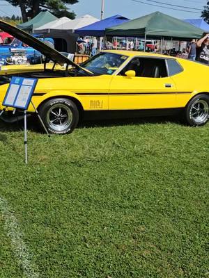 A post by @ary.retro on TikTok caption: lindo mustang  #mustang #mach1 #ford #familytime #fypシ゚viral #trending #1 #trend #capcut 