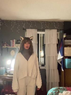 A post by @honeydew.boba.balls on TikTok caption: i didn’t mean to post this on my story whoops #halloween2024 #fantasticmrfox #wesanderson #gilmoregirls 